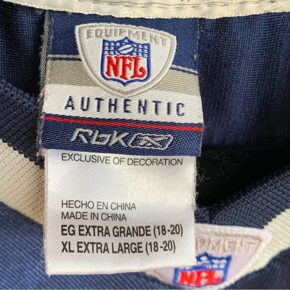 Vintage Reebok Tom Brady Football Jersey #12 New England Patriots Size XL Youth - Picture 3 of 6